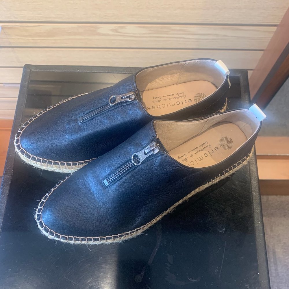Espadrilles - Picture 3 of 4